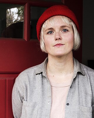 Joy Lewis in R nineT Scrambler