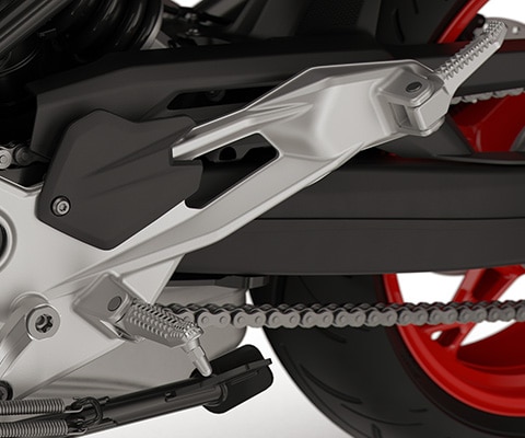 Rezkane nožne opore in nožni vzvodi modela F 900 R znamke BMW Motorrad