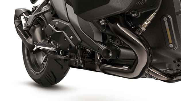 Izpušna naprava v črni kromirani barvi modela R 1300 R znamke BMW Motorrad