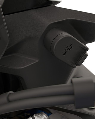 Polnilna vtičnica USB-C modela F 900 XR znamke BMW Motorrad