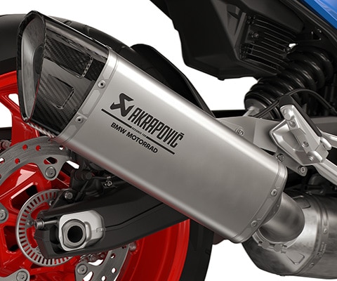 Športni glušnik modela F 900 XR znamke BMW Motorrad