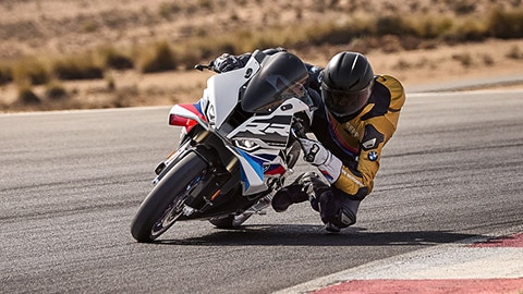 S 1000 RR na dirkališču
