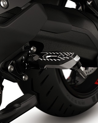 Nastavljiv sklop nožnih opor modela R 1300 RS znamke BMW Motorrad