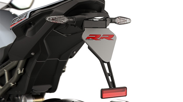 Dinamični zadek s kratkim okvirjem za registrsko tablico modela S 1000 RR