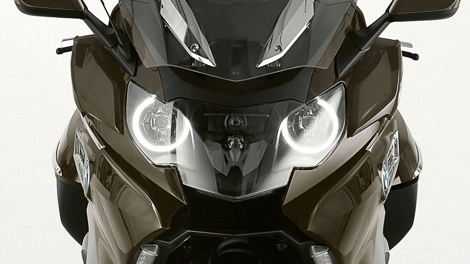 K 1600 GTL – ksenonska žarometa