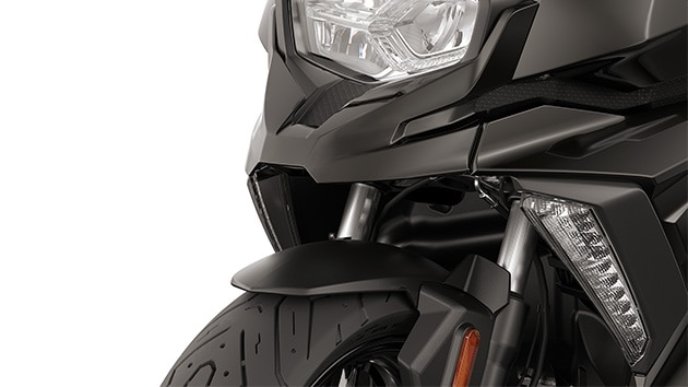 Model C 400 X znamke BMW Motorrad z izbirnim Headlight Pro