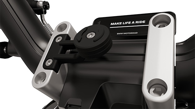 Visokointegriran zasnovan nosilec za pametni telefon vozila eParkourer CE 02 znamke BMW Motorrad